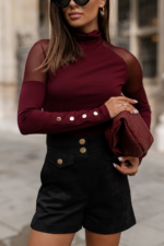 Bluzka/golfik ze złotymi napami - Bordo - obrazek 3
