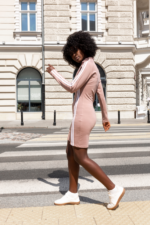 Sukienka z materiału premium z lampasem - Beżowy - obrazek 3