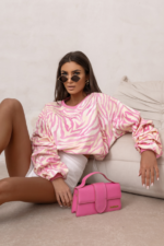 Bluza REMY print Pink zebra róż w Aniela Maison