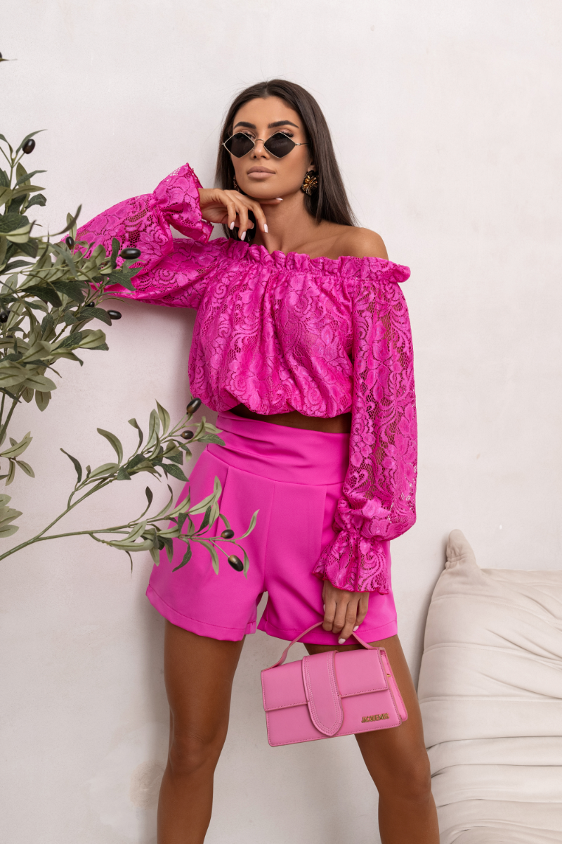Elegancka bluzka hiszpanka z różowej koronki odkryte ramiona butik Aniela Maison